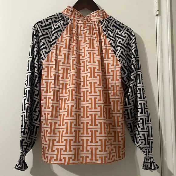 NWT THML Orange and Black Geometric Blouse Size M - Picture 5 of 8